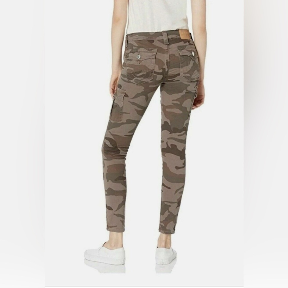 True Religion Skinny Cargo Ankle Zip Green Camo Flap Pocket Pants Sz 28 - Picture 2 of 8